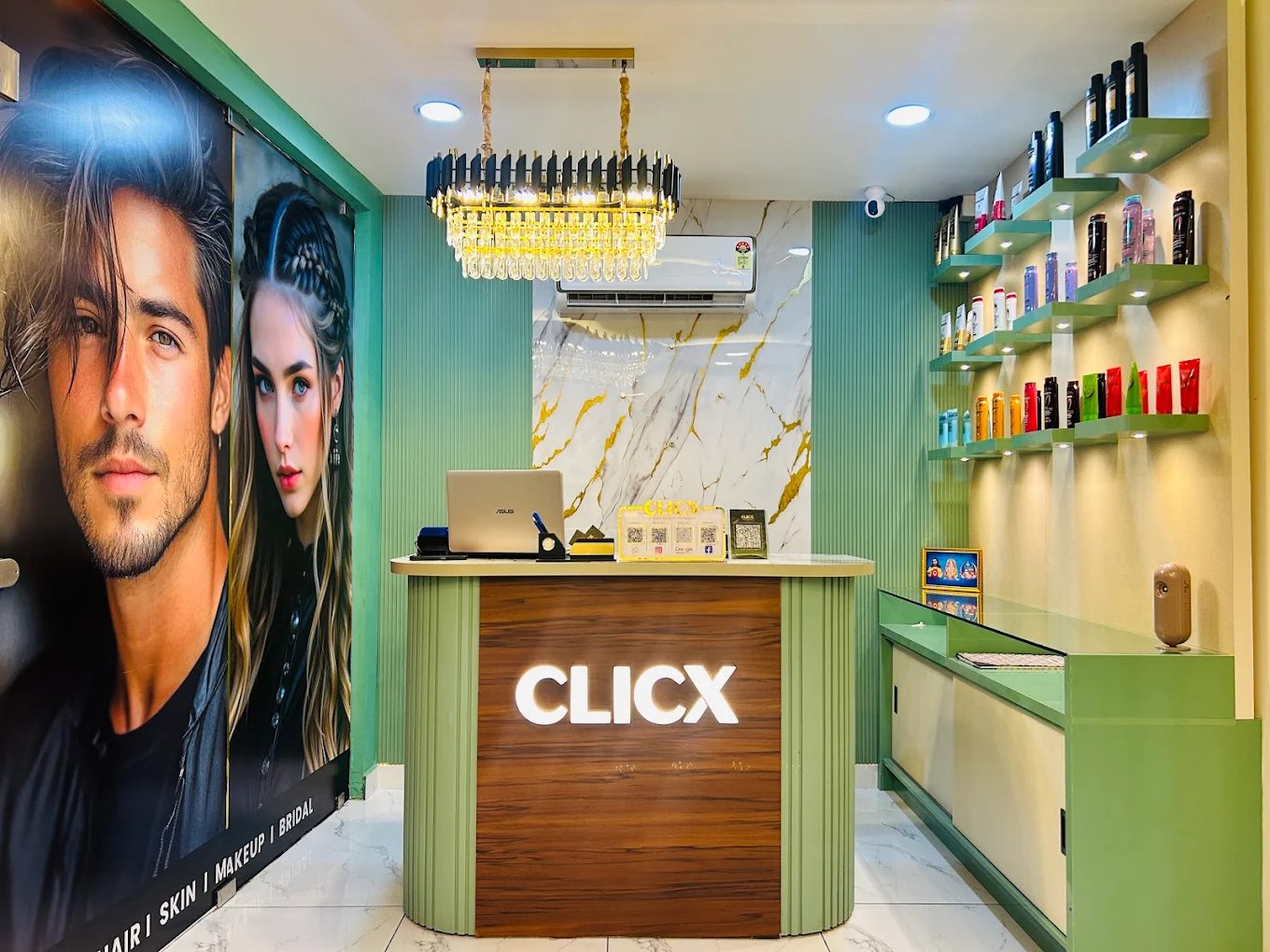CLICX Unisex Beauty Parlour