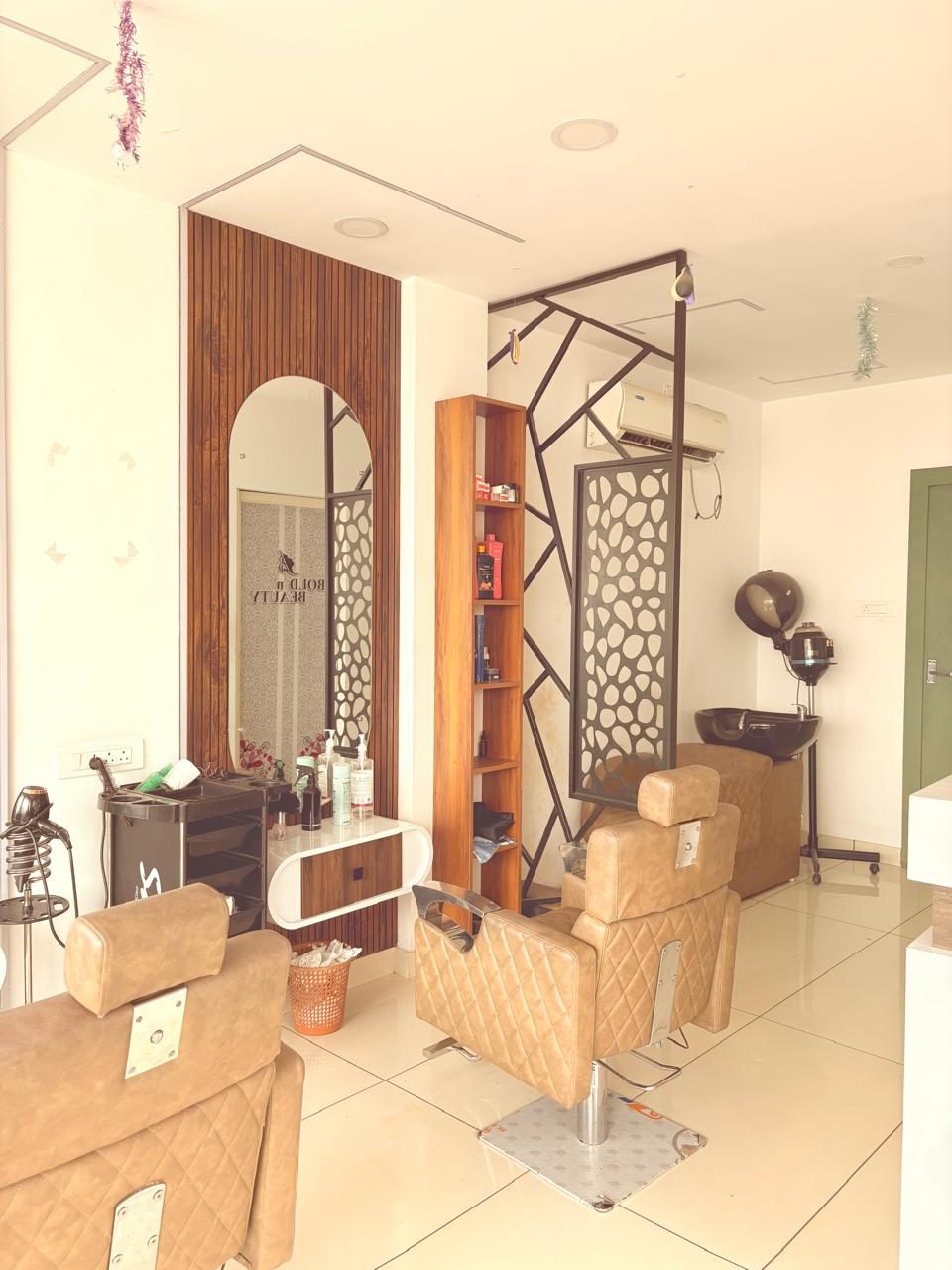 Bold 'n' Beauty Gents Salon